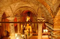 Erenler Hotel & Hostel - ที่มีบาร์