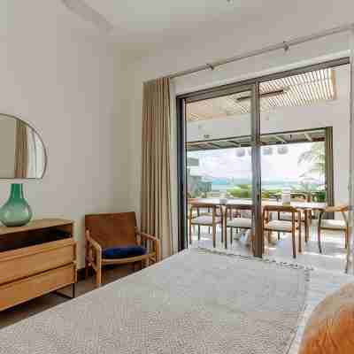 Peninsula, 3 Bedroom Luxury Beach Villa by Lov Mauritius Rooms