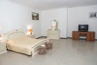 Lesnaya Skazka Restaurant-Hotel Complex - Pools