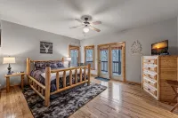 DeerWoodsLodge • Hot Tub • Fire Pit-Arcade-Large Groups-Family Reunion-Retreats - Alphydda