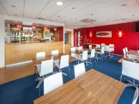 Travelodge Cheshunt - breakfast
