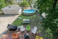 6 Br Family and Friends Retreat- Pool, Theatre, Walk to Notre Dame & Restaurants - 4-Star
