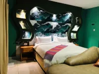Makgadikgadi Riverview Inn - Homestays