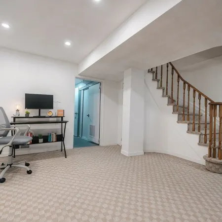 Spacious 4 bedroom Home (15 mins from YYZ airport) Отели рядом с достопримечательностью «Шеридан»