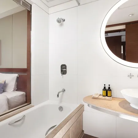 Nina Hotel Island South Отели рядом с достопримечательностью «Южный округ»