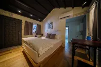 Neidao House Hotels in Zhuolan Town