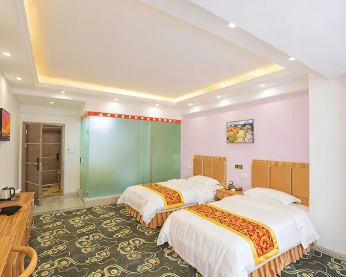 Longli Yuelong Kangji Resort Hotel Hotel a Longli