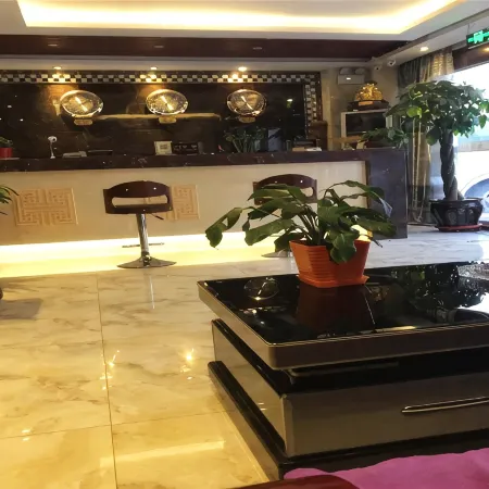 Lingwu Jintai Business Hotel