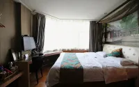 Baiqing Elegant Business Hotel (Anshan Station Yongle Park Branch)