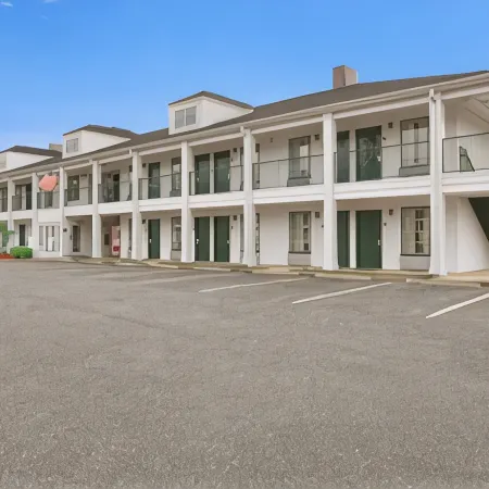 Baymont by Wyndham Anderson Clemson