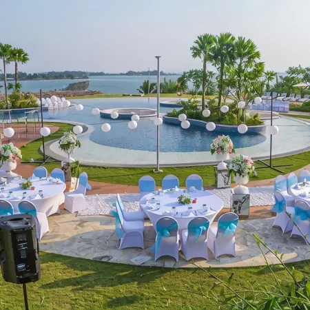 Harris Resort Barelang Batam