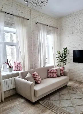 Uyutnaya V Stile Loft V Centre Flat - 3つ星