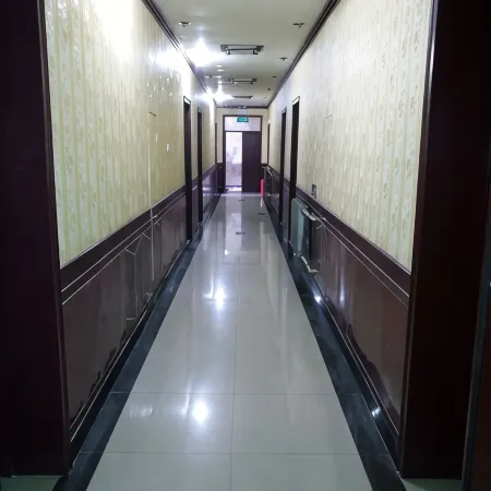Zhongning Shikong Hotel