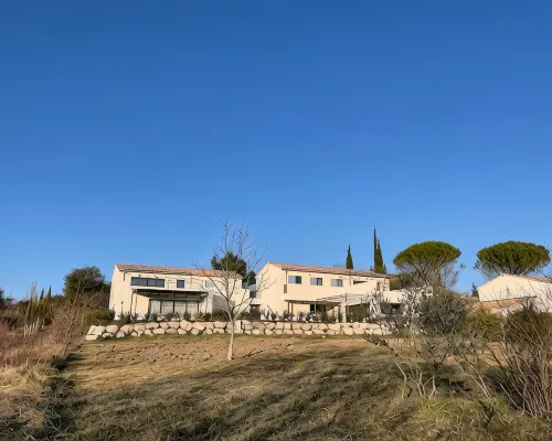 Loft with a View in Malaucène, Short Walk to the Town Center Hotels in Malaucène
