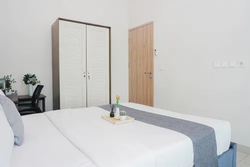 Minimalist 1BR Apartment at Tamansari Iswara By Travelio - 3-Star