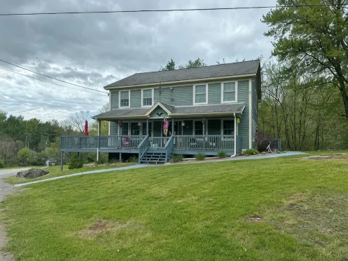 Rossie Historic 1823 Workers’ Boarding House. Restored Charming 4-Bedroom House - Homestays