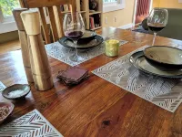 Dragonfly House-One Bedroom Craftsman in Trendy Kenton - Holiday Apartments