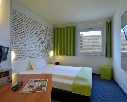 B&B HOTEL München-Messe Kamar Photos