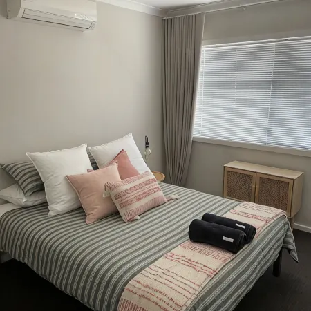 Modern Townhouse close to CBD