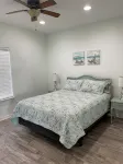 “Reeling Em Inn” 4 bed/3 bath home on the Colorado river in Matagorda. - 4-Star