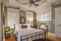 Southern Elegance in Heart of Memphis - Bungalows