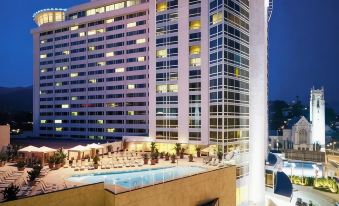 Loews Hollywood Hotel