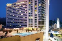 Loews Hollywood Hotel - Family