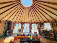 Sky high yurt with amazing view of the river - 3-Star