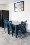 Entire Home- 2 King Beds, Close to Zion, - 3-Star