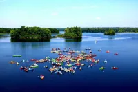 Pet Friendly, Brunet Island Studio, Ice Age Trail, Old Abe Trail, Kayak Docks