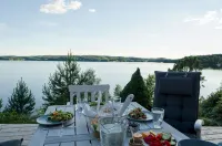 House directly over the lake - 3-Star