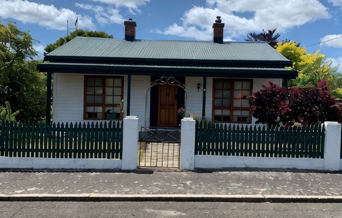 Much Loved Period Cottage