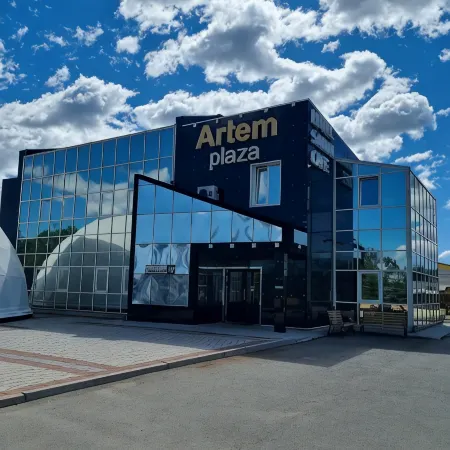 Artem Plaza Mini Hotel