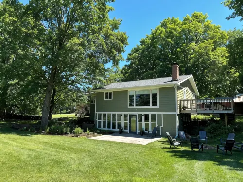 Balsam Lake Cabin and Pickleball Retreat - 4-Star