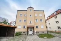 Vacation Apartment in Dresden Cotta, with Carport, Kitchen, W-Lan, Good S-Bahn Connection - อพาร์ทเม้นท์