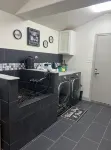 Allie Rose/Cabin 1 / Lake Athens/ Canton Trade Days - 3 stjerner