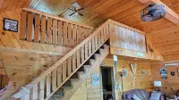 Cabin on a private lake near ATV trails - Chalets