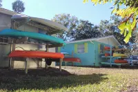 Tiki Tropical Retreat - directly on the clear Weeki Wachee River (not a canal) - 3つ星