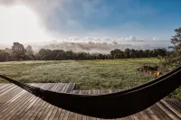 99 Acres Bangalow Retreat - parking