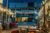 Nyonya Maison Boutique Hotel Phuket Old Town - Hostels