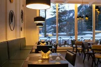 Nivasana Manali - A Luxury Boutique Hotel - parking