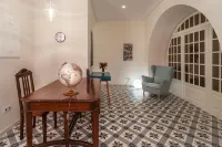 A Bica Hostel - Hostels