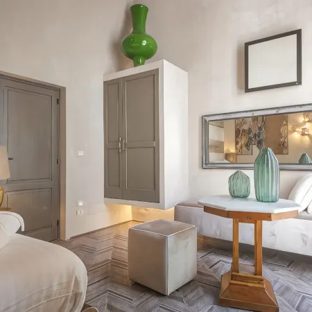Al Console Luxury Suite
