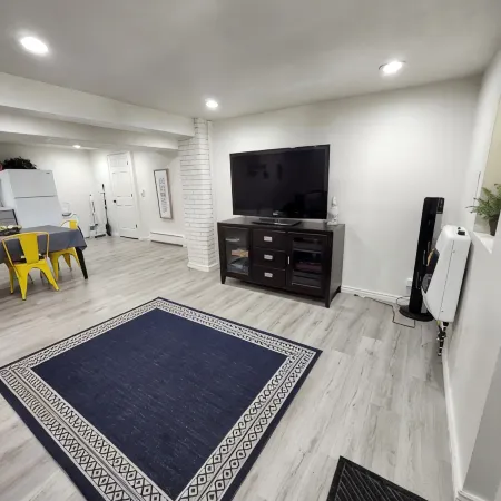 Spacious & Modern Guest Apartment with Private Entrance Hotels in Cache County