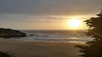 Coastal Charm: Ocean Views, Hot Tub, Fire Pit Near Tide Pools, Surfing, & SFO