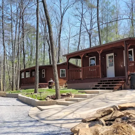 Cabin in the Woods - 5 Miles to Dayton Boat Ramp! 2 miles to NACA Fort Bluff!