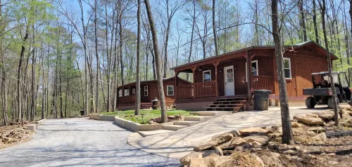 Cabin in the Woods - 5 Miles to Dayton Boat Ramp! 2 miles to NACA Fort Bluff!