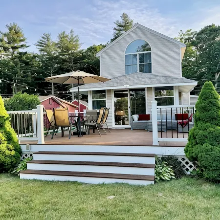 Spacious Lakehouse w/ Private Beach