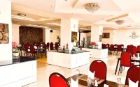 Chau Pho Hotel - breakfast
