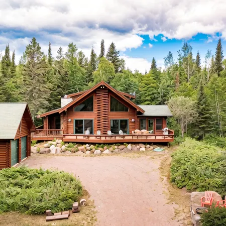 Authentic up North Log Cabin with Modern Comforts